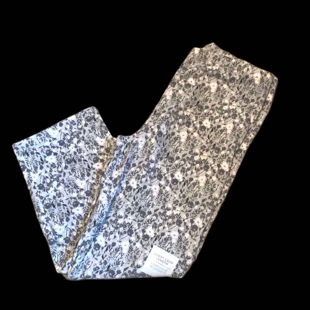 NWT Girls XL Old Navy Capri Leggings ⭐️